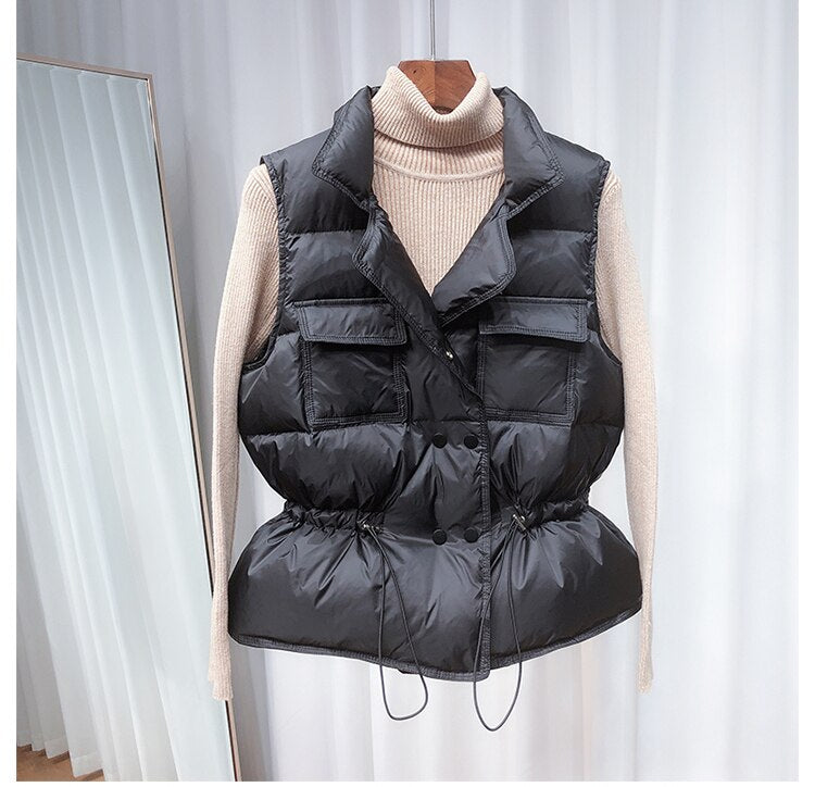 New Ultra Light Down Vest Women Short Vest Windproof Lightweight Warm Waistcoat Female White Duck Down Down Coat Sleeveless