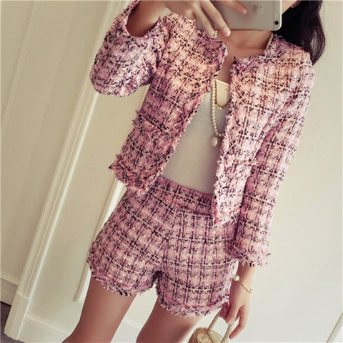 Pbong mid size graduation outfit romantic style teen swag clean girl ideas 90s latina aestheticWomen's suit  Spring Tweed 2 Piece Set Women Slim Plaid Short Set Fashion Fringed Trim Jacket Coat + Tassels Short Suit