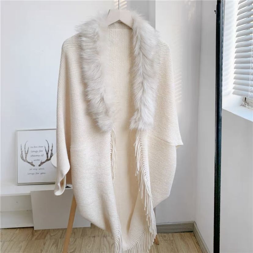 Fur Collar Winter Shawls And Wraps Bohemian Fringe Oversized Womens Winter Ponchos And Capes Batwing Sleeve Cardigan