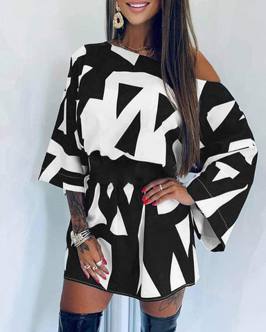 Autumn Festival Women Pumpkin One Shoulder Bell Sleeve Abstract Print Long Sleeve Dress Women Casual Mini Party Dress New