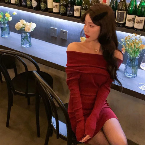 New Fashion Long Sleeve Red Knit Dress Off Shoulder Sexy Slash Neck Slim Pencil Mini Dress Fit Hip Bottoming Sweater Dress