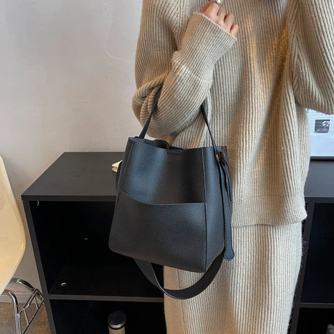 Bucket Shoulder Side Bags for Women Female Designers Trend Small Leather Crossbody Bag Handbags and Purses