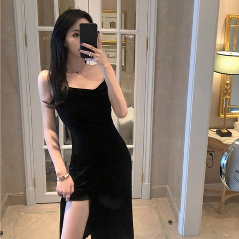 Vintage Women Dress Spaghetti Strap Slit Velvet Black Dress Sexy Bodycon Bandage Dress Midi Party Dress Verano Vestidos