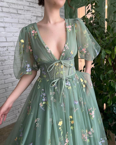 Green Embroidery Lace Prom Dresses Puff Sleeves A-Line Long Wedding Party Gowns Open Back Tulle Evening Dress