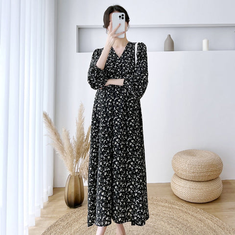 Pbong mid size graduation outfit romantic style teen swag clean girl ideas 90s latina aestheticSpring Maternity V-neck Dress High Waist Pregnant Woman Beach Dress Fashion Printing Loose Pregnancy Chiffon Holiday Clothes