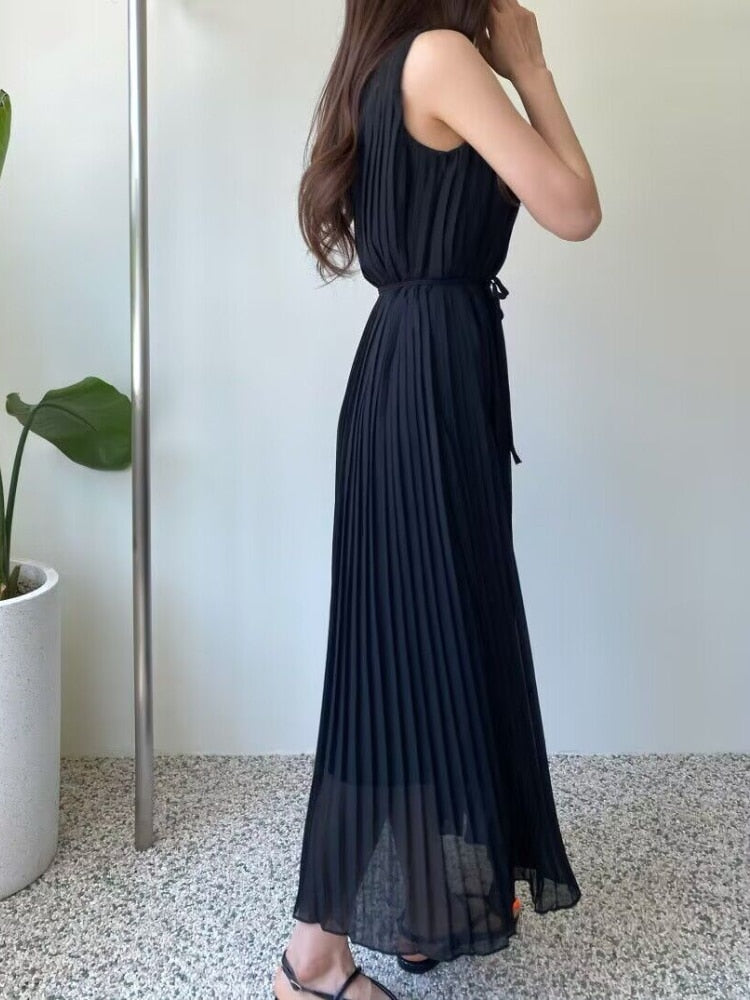 Dress for Women Vintage Dress Women Round Neck Sleeveless Pleated Dresses Female Korean Solid Slimming Lace Up Long Dresses