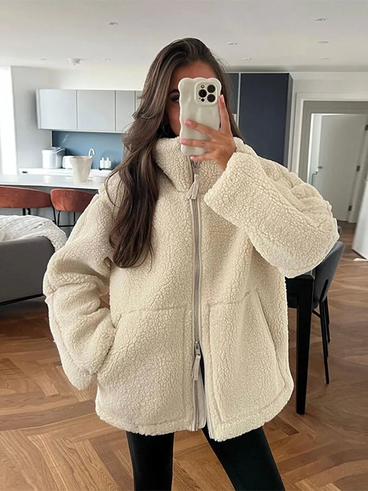 White Faux Teddy Fur Lapel Zipper Up Women Jacket Long Sleeve Contrast Bike Motorcycle Coats Autumn Winter Chic Casual Tops