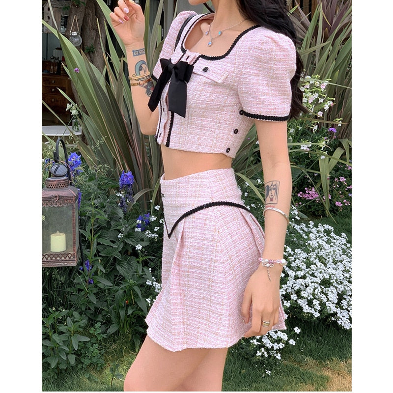 Women's Tops and Short Skirts Suit Square Collar French Fashion Design Summer Black Pink Pleated Skirt High Quality Ladies Suit