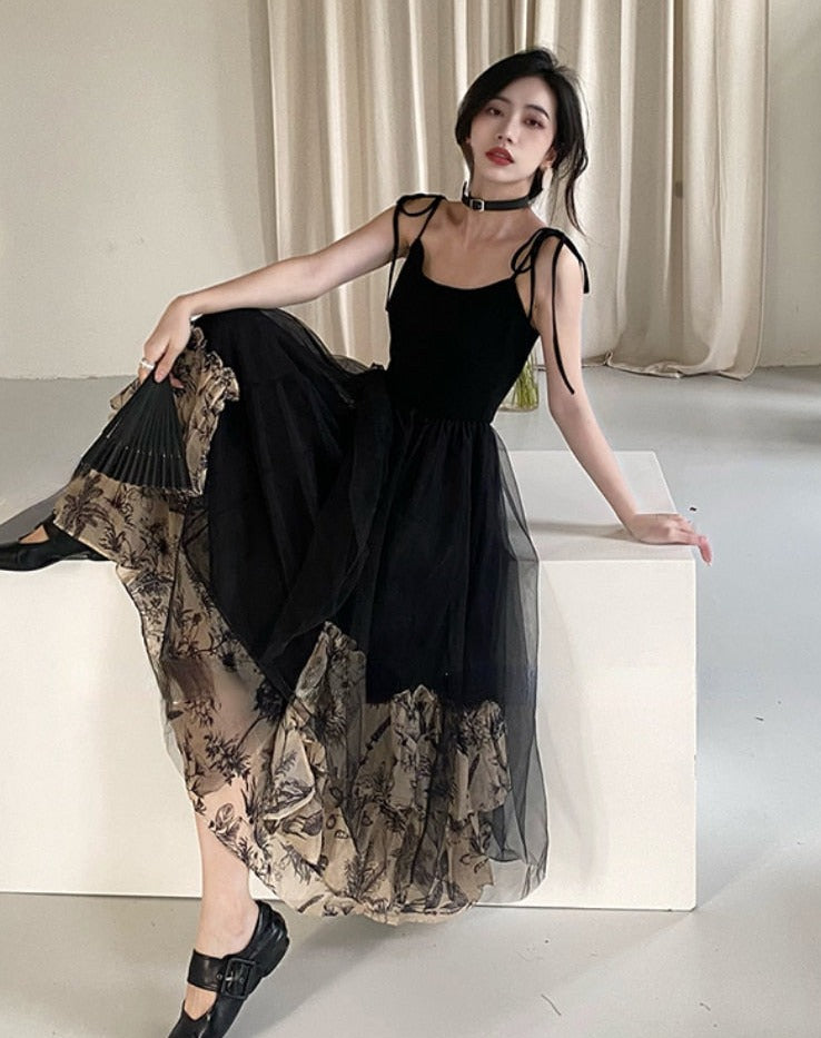 French Vintage Black Strap Dress Gothic Casual Summer Sleeveless Sexy Retro Midi Dress Slim Korean Style Party Dress Woman