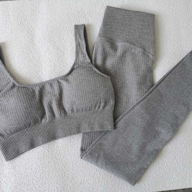 Pbong 2 Piece Set Workout Clothes for Women Sports Bra and Leggings Set Sports Wear for Women Gym Clothing Athletic Yoga Set